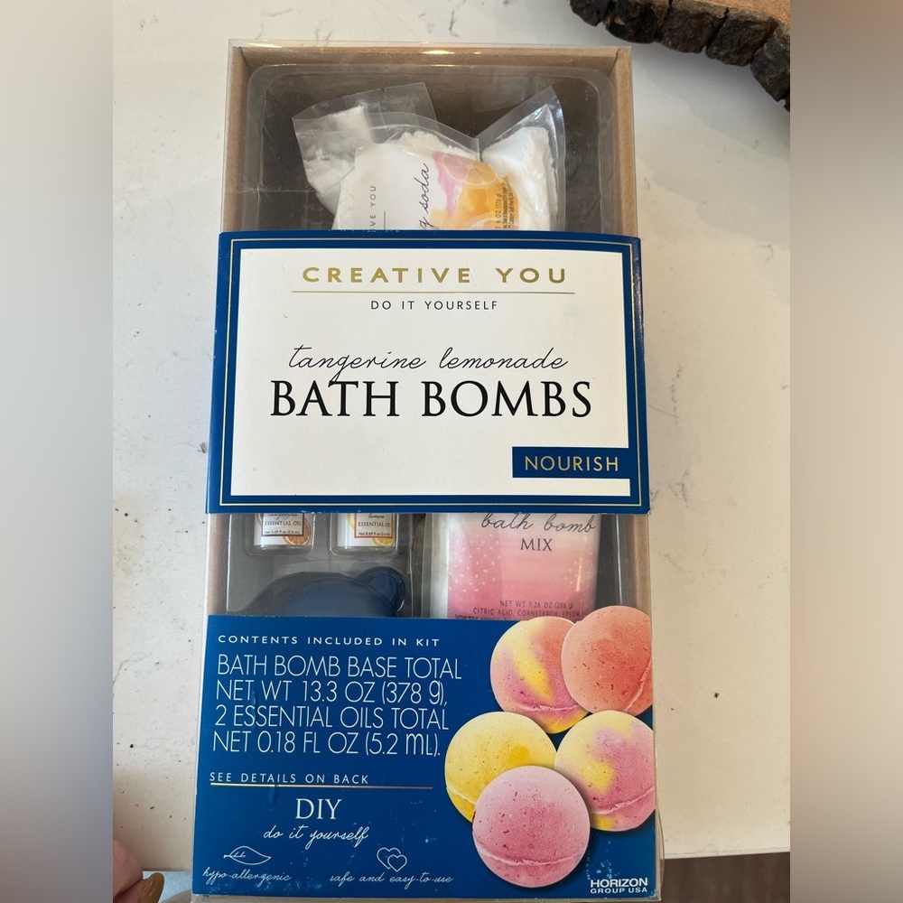DIY bathbomb making‎ kit NWT